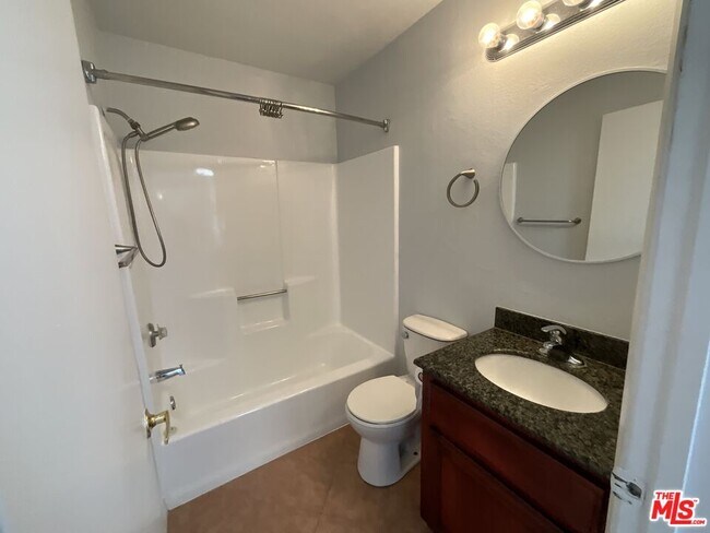Building Photo - 21 Palmetto Dr