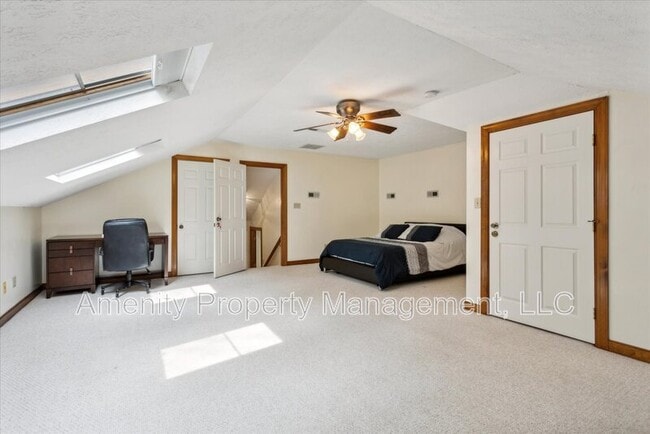 Building Photo - 5974 Ladysmeade Ln