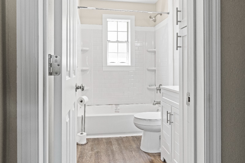 Building Photo - 4460 Old Mission Rd