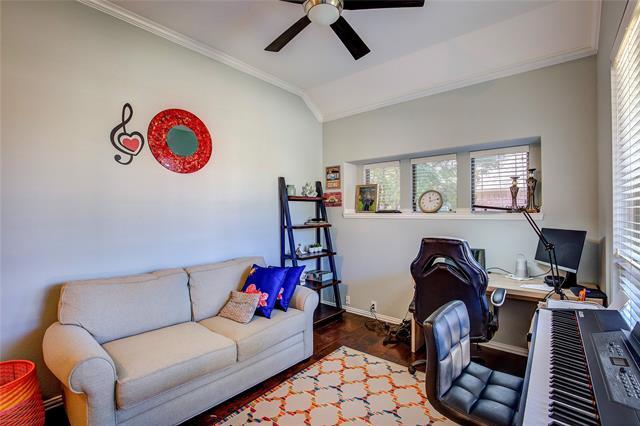 Building Photo - 2472 Deerwood Dr