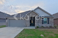 Building Photo - 124 Broussard Hl Dr