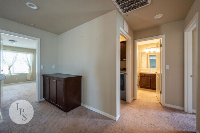Building Photo - Fresno Westside Home, 5BR/3BA, Built 2018 – Great for Families
