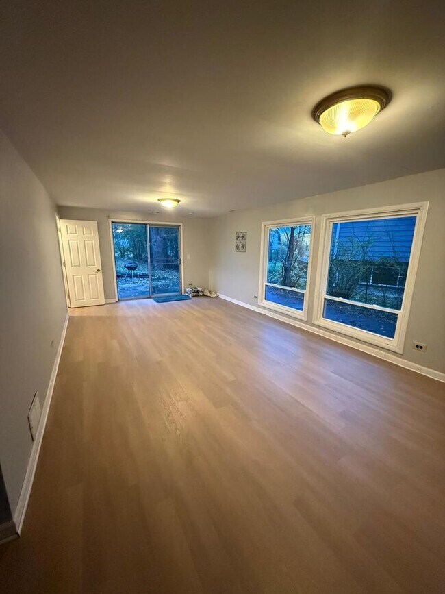 Building Photo - 1440 Gentry Rd