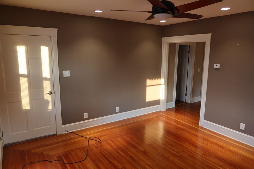 Living Room - 369 Carter Ave