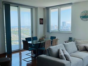 Building Photo - 1782 E Hallandale Beach Blvd