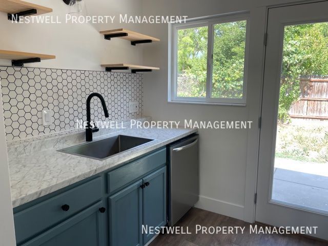 Building Photo - 7221 S 525 E