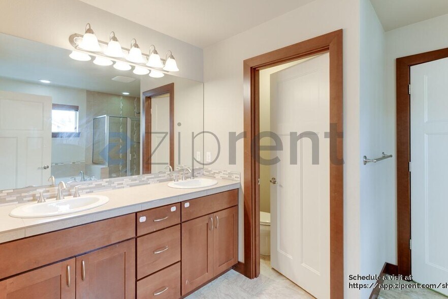 Building Photo - 1207 145th St SW