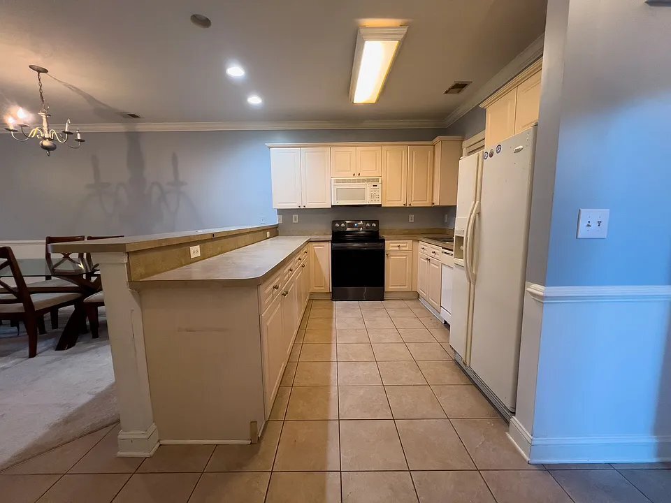 Building Photo - 4847 Luster Leaf Cir