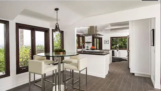 Building Photo - 11420 Decente Ct