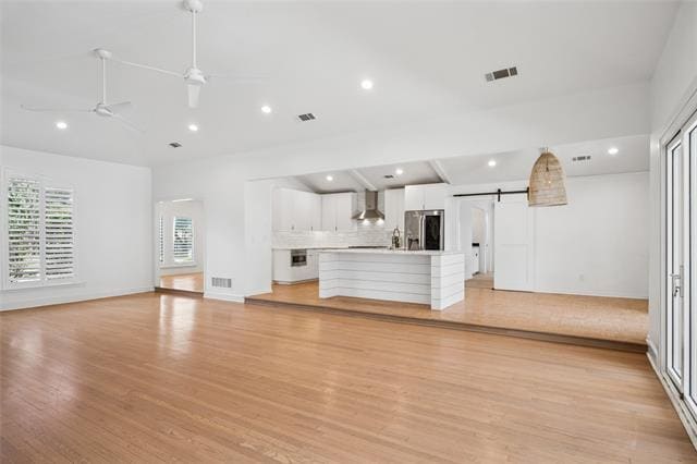 Building Photo - 7605 Queens Garden Dr