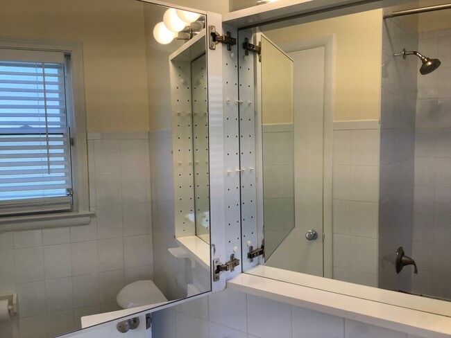 Building Photo - 4545 SW Hwy