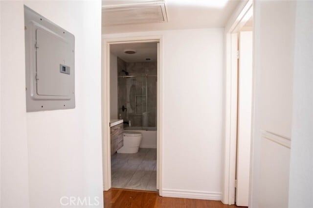 Building Photo - 10475 Newhome Ave