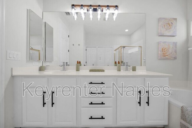 Building Photo - 8864 Ventura Way