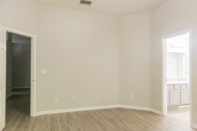 Building Photo - 8716 Springtree Road