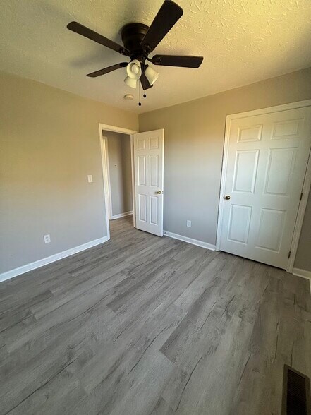 Bedroom 2 - 3685 Appian Way