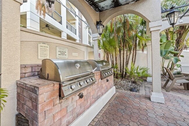 Building Photo - 501 Knights Run Ave