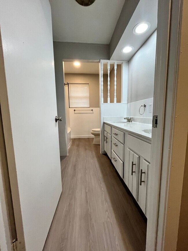 Building Photo - Adorable Updated Home in Lonoke