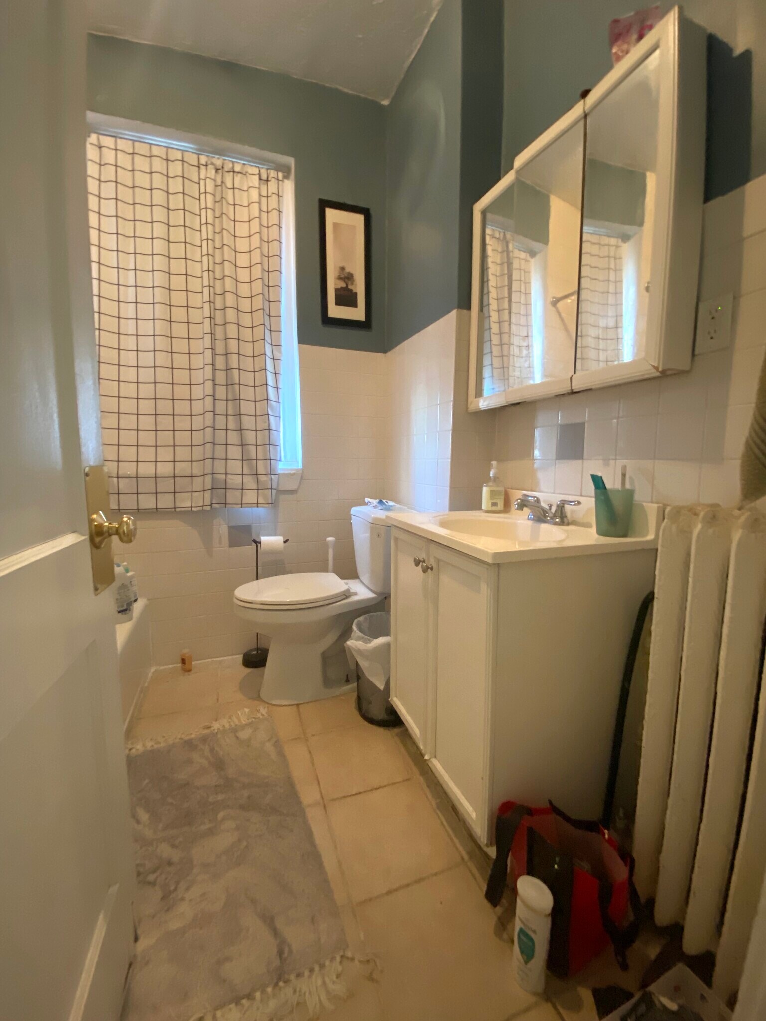 Building Photo - 12 Glenville Ave