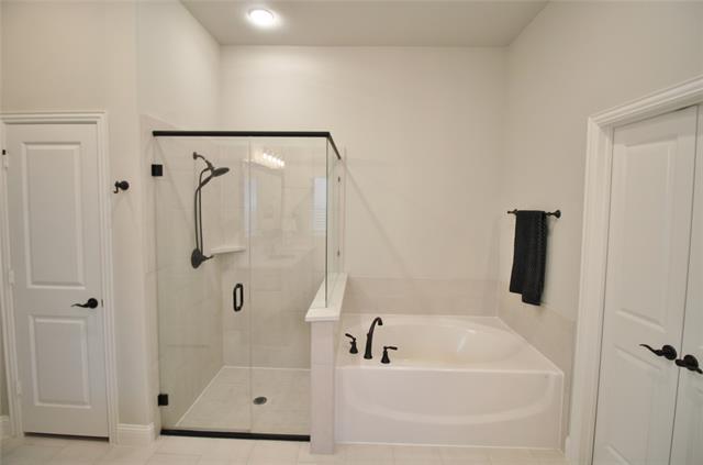 Building Photo - 217 Resting Pl Rd