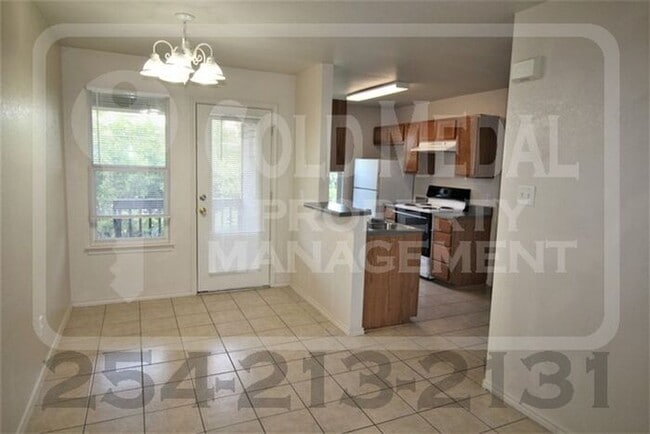 Building Photo - 1619 Inca Dr