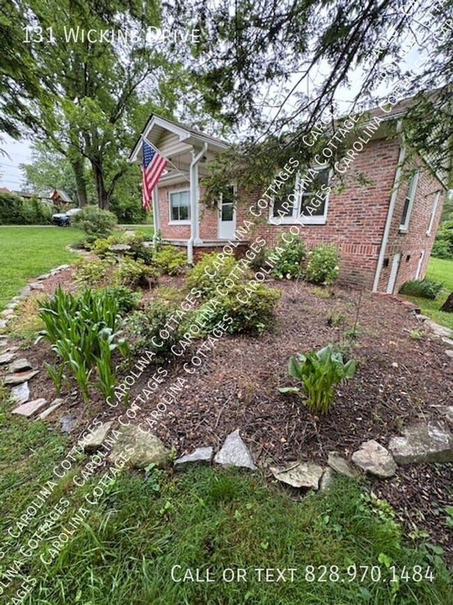 Building Photo - 131 Wickins Dr