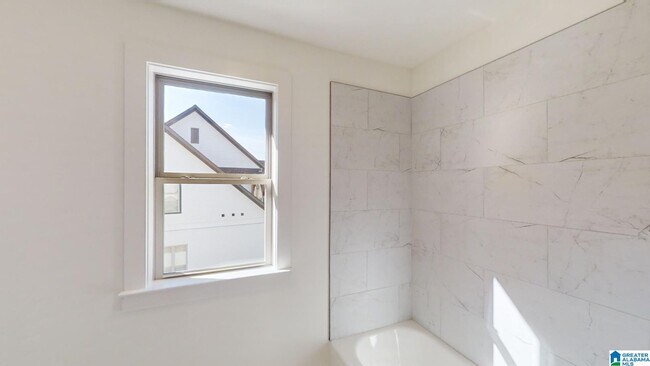 Building Photo - 1241 Chelsea Pk Trl