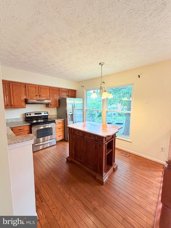 Building Photo - 3758 Mazewood Ln