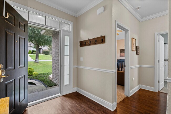 Building Photo - 730 Lime Ln