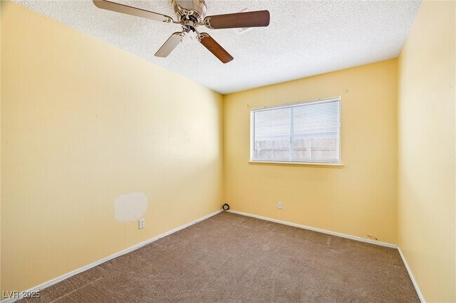 Building Photo - 203 Cimarron Ct