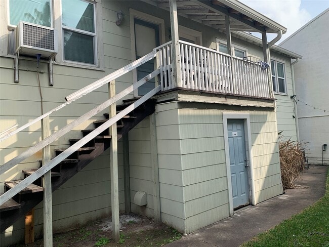 Building Photo - 307 Avondale St