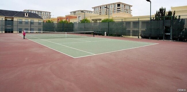 Outdoor tennis court - 1102 Scholarship
