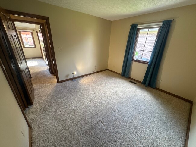 Building Photo - 9229 Westdrum Ct