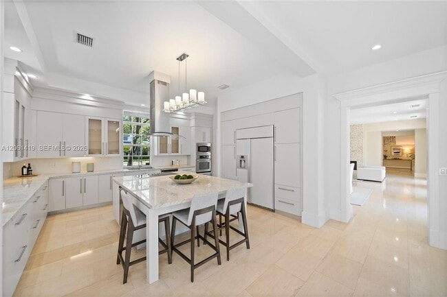 Building Photo - 7745 SW 54th Ave