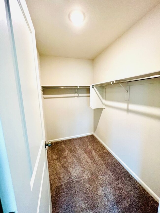 Building Photo - 2083 E Velvet Pl
