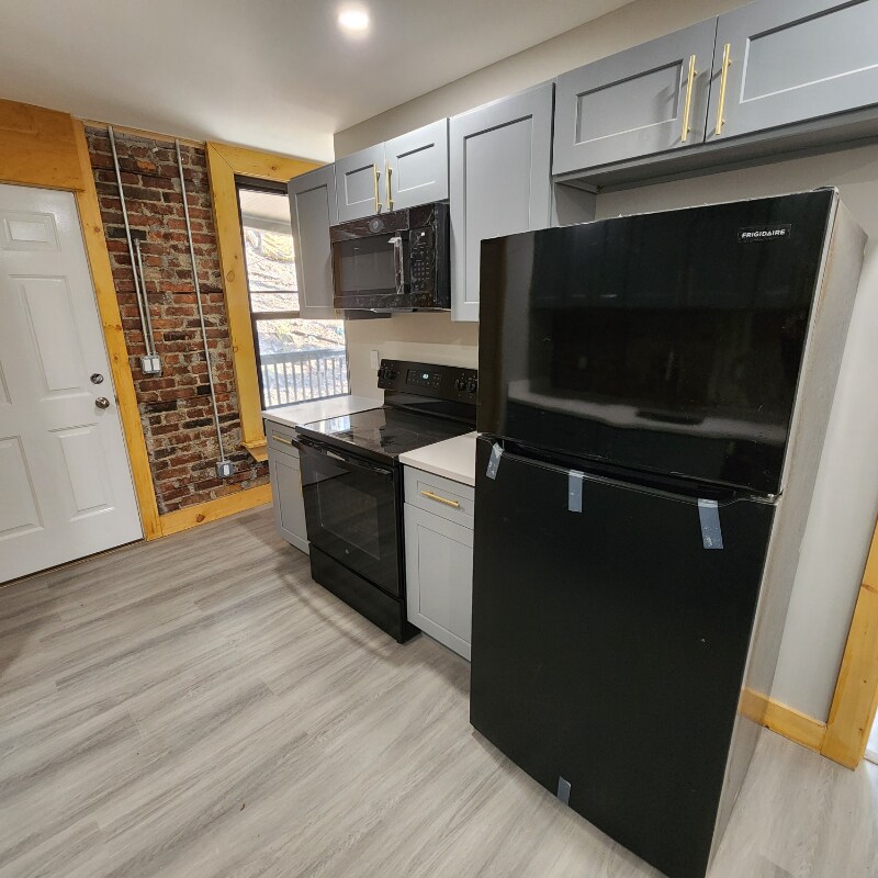 Building Photo - 295-297 Congress St