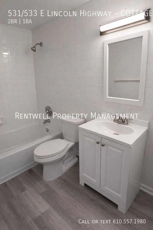 Building Photo - 531/533 E Lincoln Highway-COTTAGE