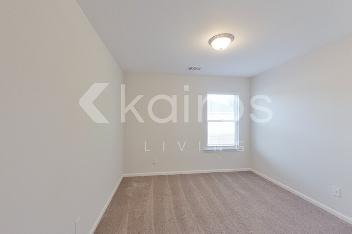 Building Photo - 101 Ebenezer Blf Wy