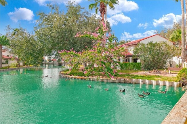 Building Photo - 24 Sunflower Ave