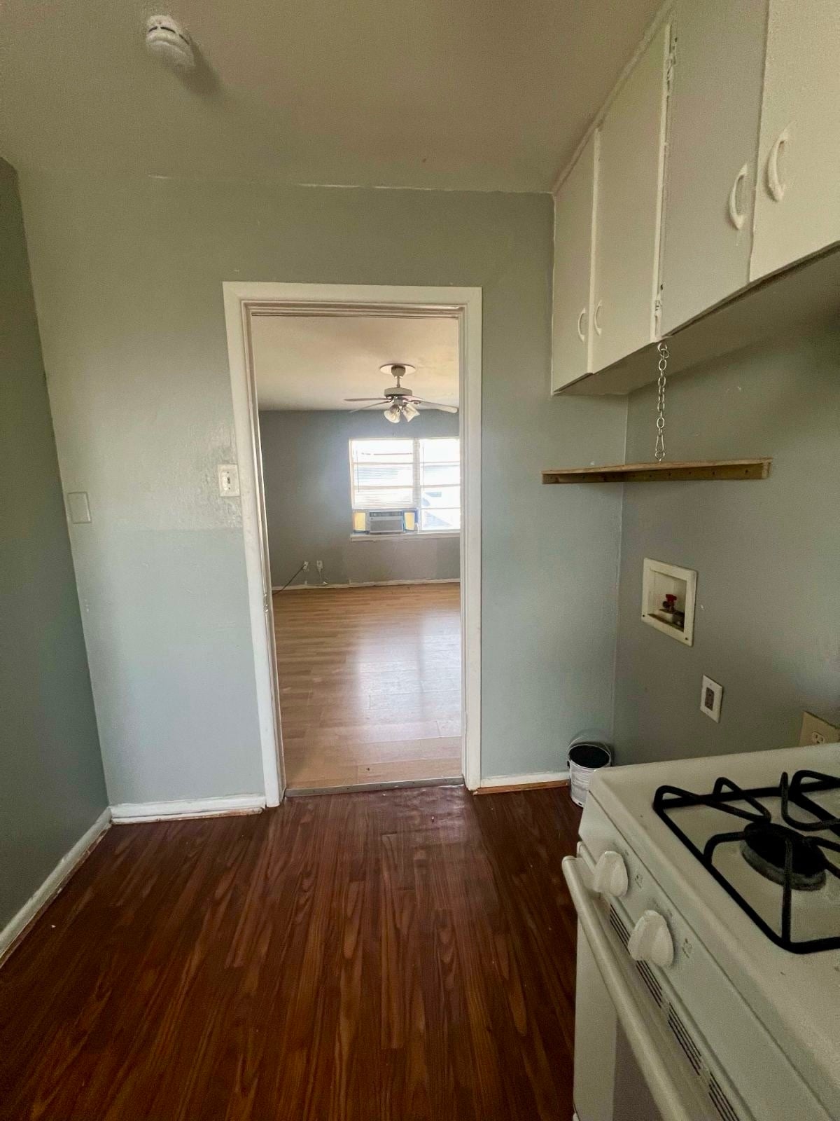 Building Photo - 2248 Riverview Dr