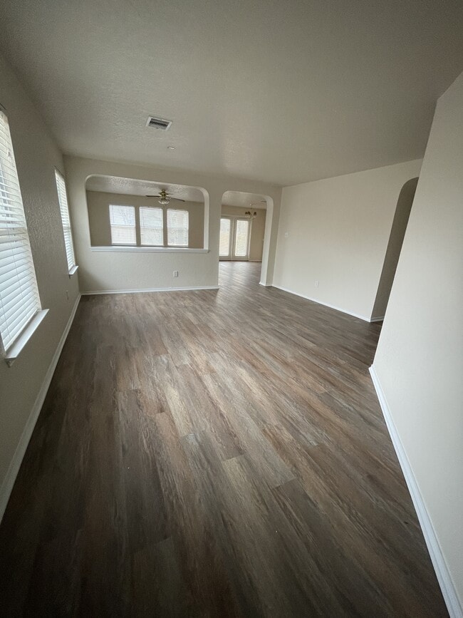 Building Photo - 7530 Drake Canyon