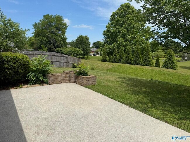 Building Photo - 16774 Mulberry Ln