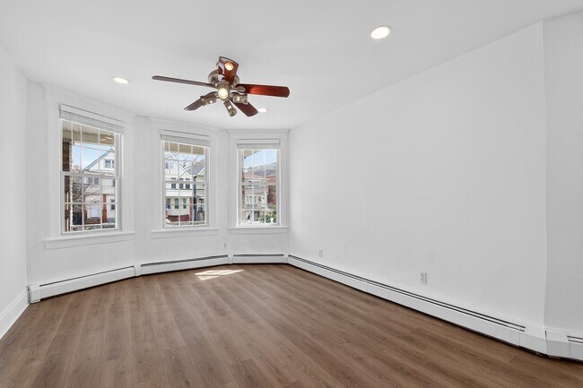 Building Photo - 187 Avenue C