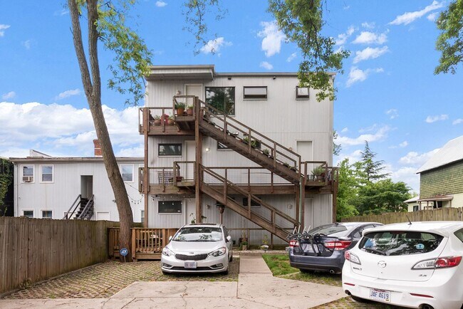 Building Photo - Modern 2B/2B with Parking | Minutes to Brookland Metro, Catholic University, MedStar & Children’s...