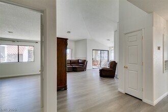 Building Photo - 5054 S Rainbow Blvd