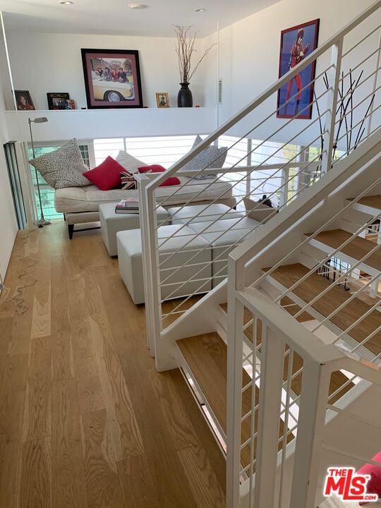 Building Photo - 338 Rennie Ave