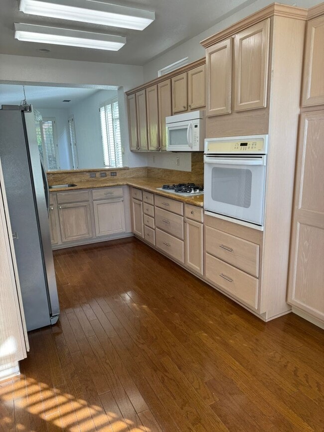 Building Photo - Sun City Roseville For Rent