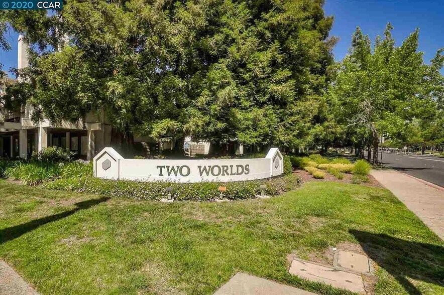 Building Photo - 34 Mozden Ln