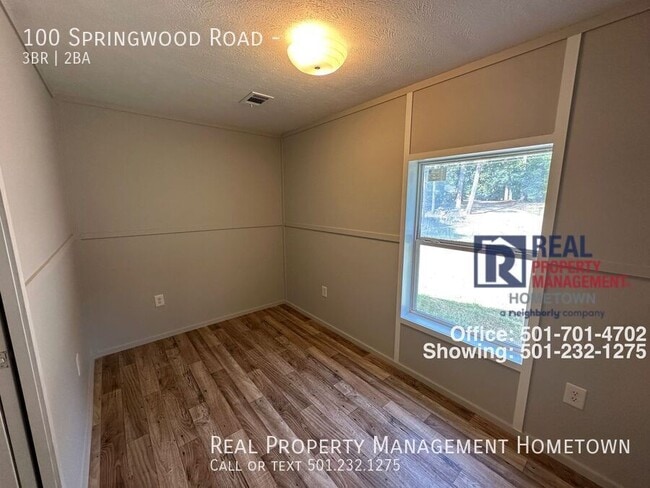 Building Photo - 100 Springwood Rd