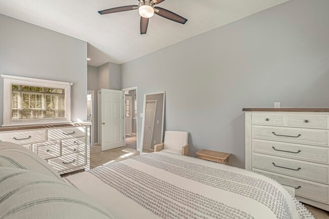 Building Photo - 4818 Southern Trail