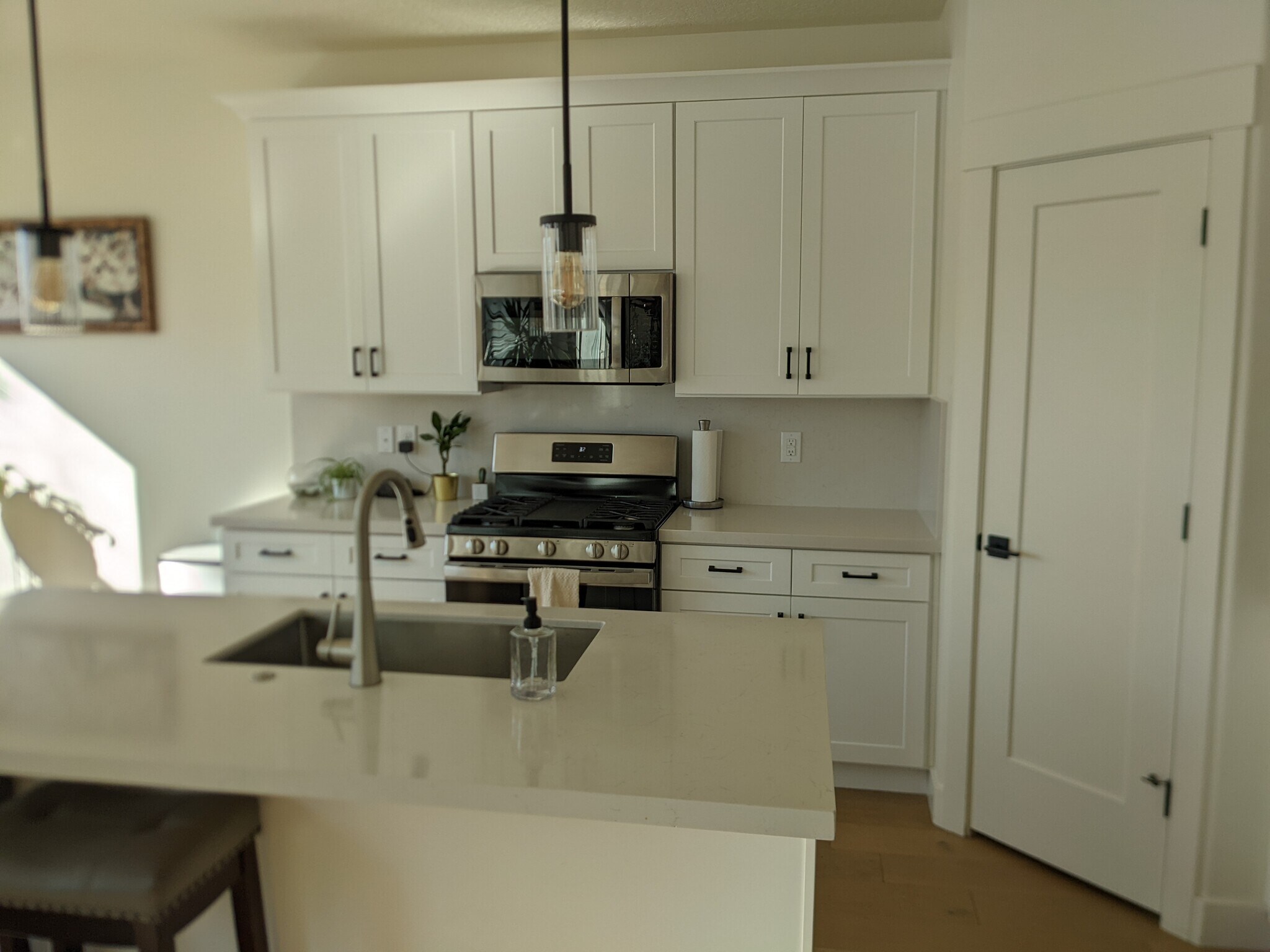 Kitchen - 3360 S Amara Plz
